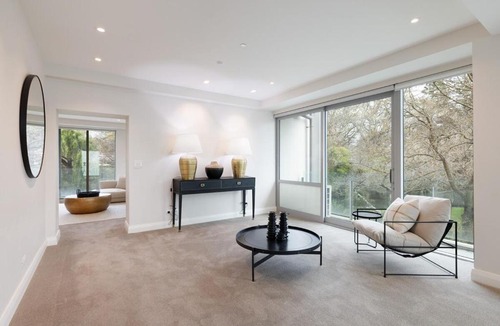 Merivale Apartment | Executive Living Space on Avon River