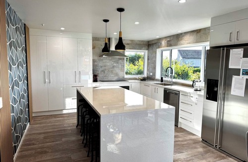 Nukuhau House | Fabulous 2-bedroom house in peaceful Taupō with views