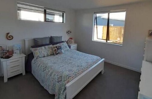 Papamoa Beach Apartment | Family Beach House