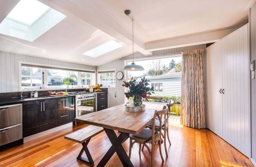 Greytown House | Fantail Cottage - Greytown