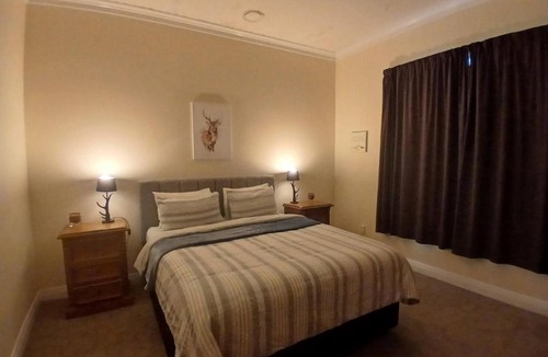 Franz Josef Glacier House | Farm stay at Hurley Homestead