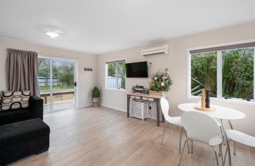 National Park Village House | Fifteen B - National Park Holiday Home