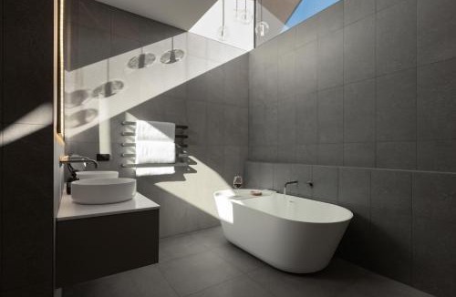 Craigieburn Valley Ski Club Cabin | Flockhill