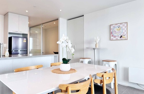 Auckland Central Business District Apartment | Free Parking SeaView Stylish 3BR Near Aotea Square