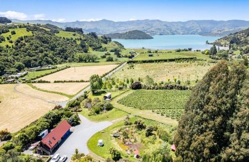 French Farm House | French Peak Loft - French Farm Holiday Home