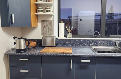 Motueka Apartment | Friendly Willow Highland Farm Stay