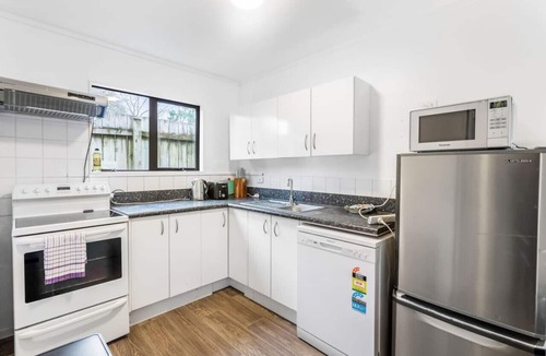 Clover Park House | Fusion Modern Escape with Parking and Patio