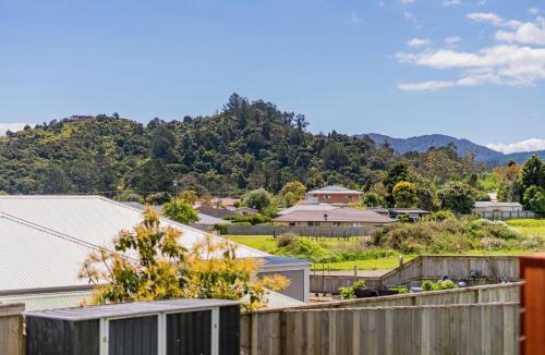 Coromandel House | Greenhills Charmer - Coromandel Town Holiday Home