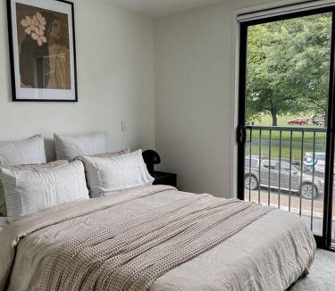 Riccarton Apartment | Hagley Park Townhouse