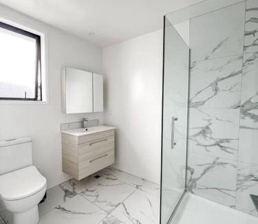Riccarton Apartment | Hagley Park Townhouse