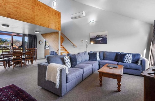 Hanmer Springs Resort | Hanmer Springs Villa 461