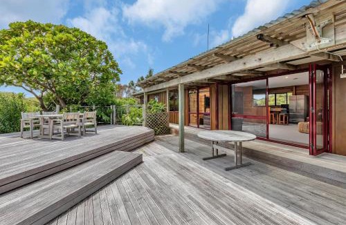 Matapouri House | Harbour Fern Retreat - Matapouri Holiday Home