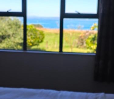Katikati Apartment | Harbour Views House or Flat