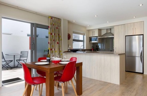 Mount Maunganui Apartment | Harbourside