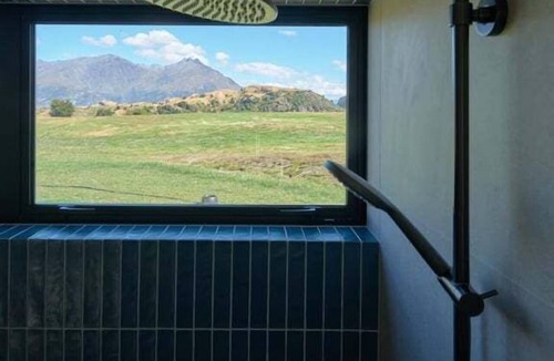 Arrowtown House | Harrier House | Luxury | Mountain Views