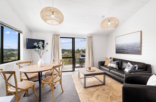 Haruru Cottage | Haruru Cottages