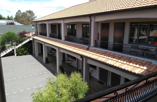 Anderson Park Hotel | Harvest Lodge Motel