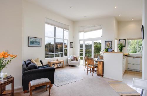Havelock North House | Havelock Wine Down - Havelock North Holiday Home