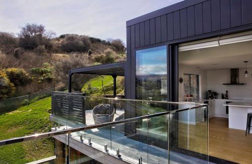Lower Shotover House | Heaven on Noble - Swimming Pool - Luxury Family Home