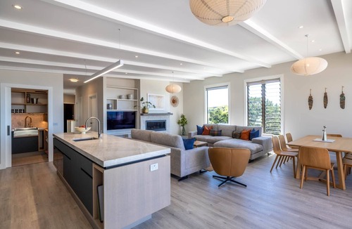 Onetangi House | HERON RIDGE | Coast & Country | WINTER DEAL