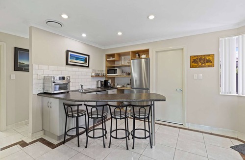 Hamilton Apartment | Hidden Gem | Private & Dog-Friendly