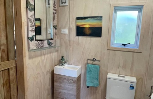 Raglan House | Hideaway Haven