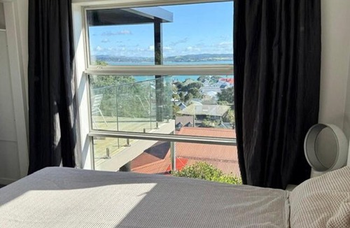 Russell Apartment | High View Apartment