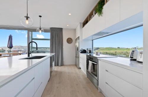 Raglan House | Hillside Haven, Design-led Beach Escape