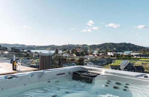 Raglan House | Hillside Haven, House and Unit, Spa Pool