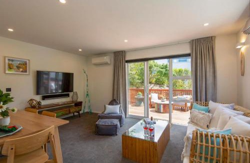 Queenstown City Centre Apartment | Hillside Villa 3- Walk To Town- AC- Free Parking