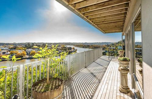 Whanganui Apartment | Hipango Point