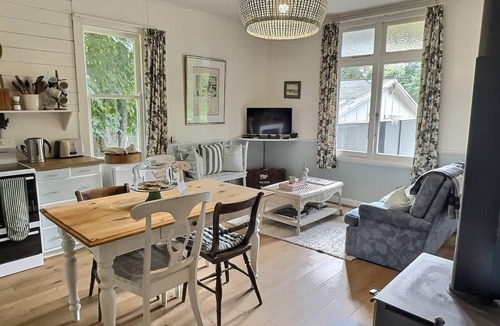Hawke's Bay Region Other | Historic Farm Cottage | Hawke's Bay Station