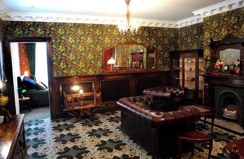 Kumara Hotel | Historic Seddon Suite at Theatre Royal Hotel