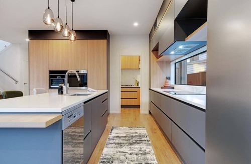 Hobsonville House | Hobsonville Family 5BR Sanctuary with Waterviews