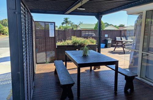Papamoa Beach House | Holiday Home in Papamoa