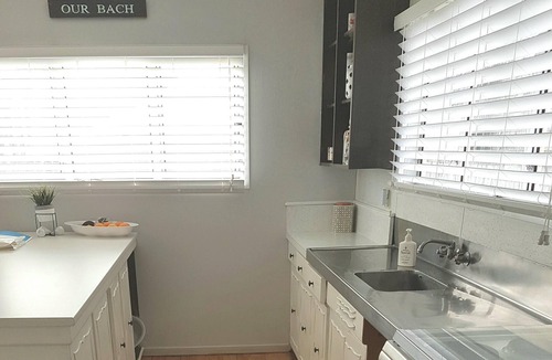 Waitarere Beach House | Holiday Pad on Hydrabad