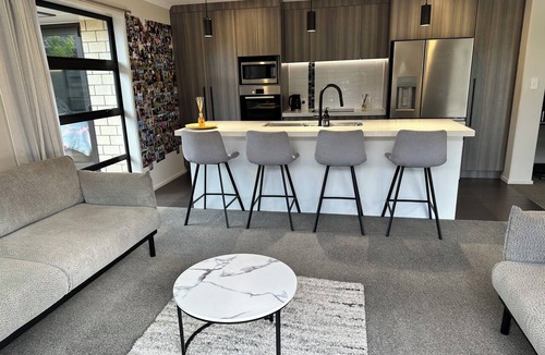 Papamoa Beach House | Home away from home in Papamoa
