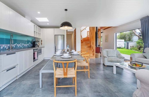 Cooks Beach House | Hosts on the Coast Beach Access Retreat