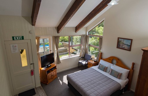 Howick Hotel | Howick Motor Lodge