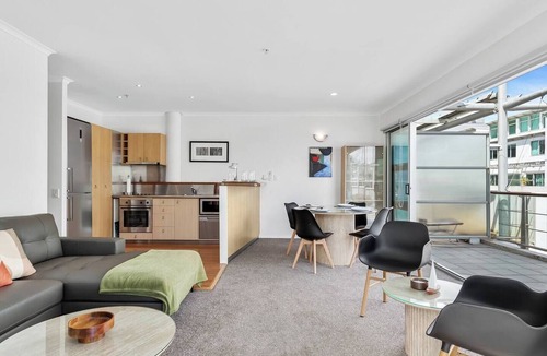 Auckland Central Business District Apartment | Huge Balcony & Harbour Views Princes Wharf Shed 19
