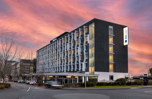 Mangere Hotel | ibis budget Auckland Airport