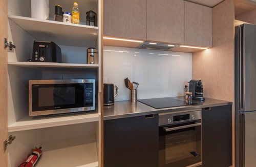 Nelson City Centre Apartment | Inner City Apartment 1 with Car Park + Rooftop Balcony