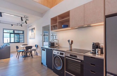 Nelson City Centre Apartment | Inner City Apartment 3 with Rooftop Balcony