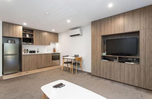Addington Apartment | Inner-City Apartment - Halgey Ave