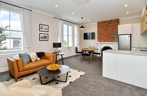 Kaiapoi Apartment | Kaiapoi Luxury Accommodation 1 - Bookahome