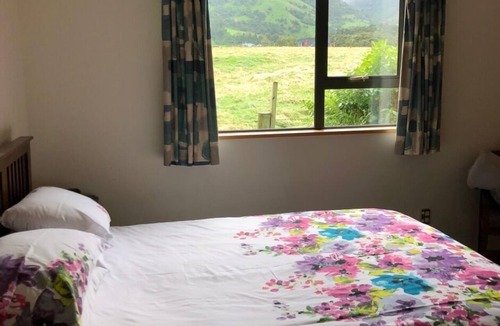 Hapuku House | Kaikoura Rural Escape - Classic Farm Cottage (BYO Linen)