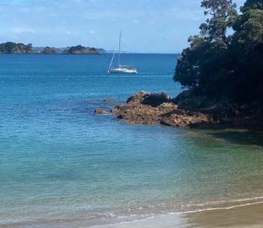 Waiheke Island Other | Kereru Cabin - Spectacular seaviews, 1 minute to beach