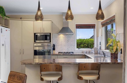 Owhata House | Kererū Corner - Near the Redwoods, Sleeps 8