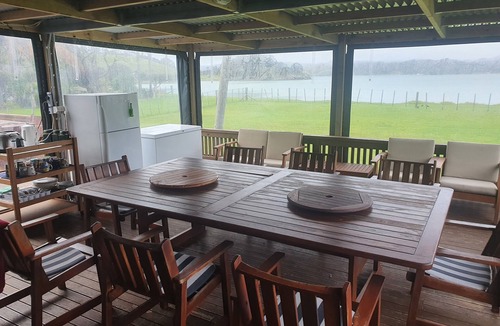 Whangaruru House | Kirikiri Pawhaoa Beautiful Beach Front Property Balnd Bay Whangaruru Habour