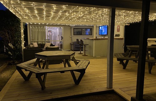 Whangamata House | Kiwi Bach with Large Private Outdoor Living and Optional Bunkroom